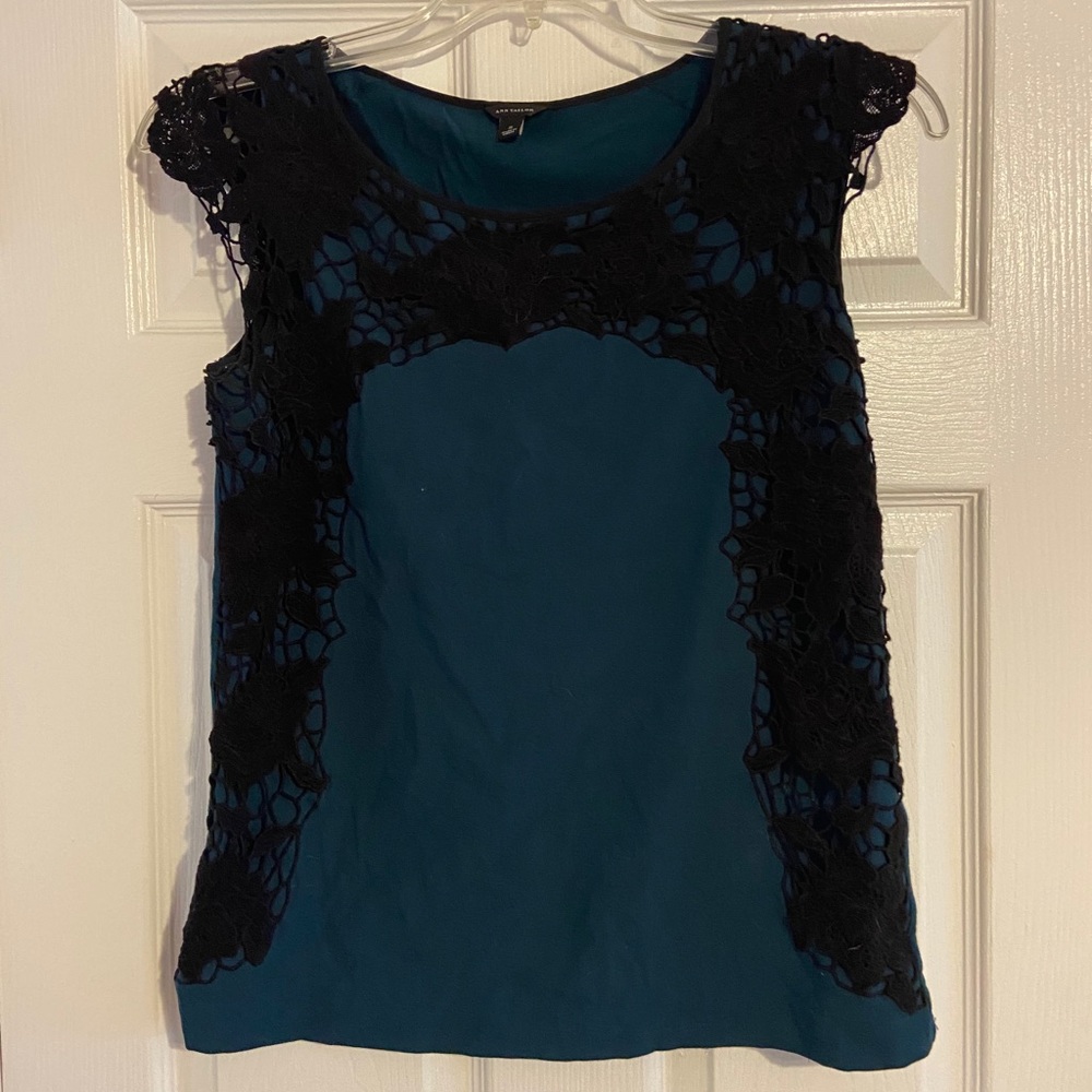 🌸Ann Taylor Lace Top